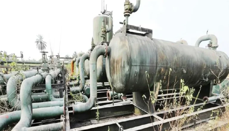 oil-infrastructure-960x549