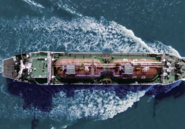 oil-ship-750x536