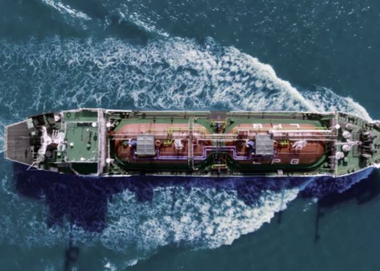 oil-ship-750x536