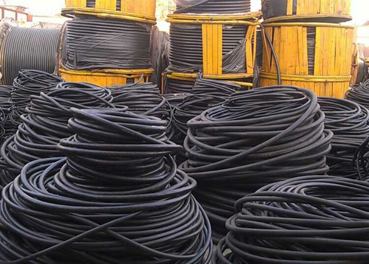 high-voltage-cables-750x536
