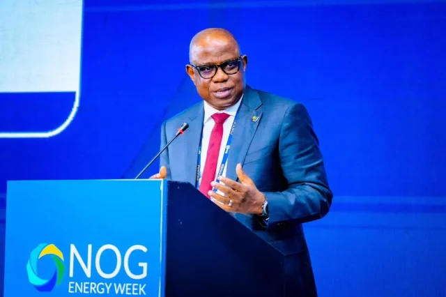 The-Group-Chief-Executive-Officer-of-the-Nigerian-National-Petroleum-Company-Limited-Bayo-Ojulari._1783938648-640x426